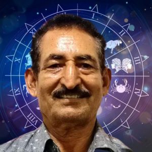 Astrologer Shastri Brijmohon Khatri